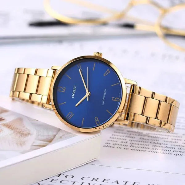 Casio LTP-VT01G-2B női karóra, arany acél, kék számlap, 40 mm, WR30