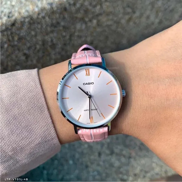 Casio LTP-VT01L-4B női karóra, 34 mm, rózsaszín bőrszíj, rózsaarany számlap