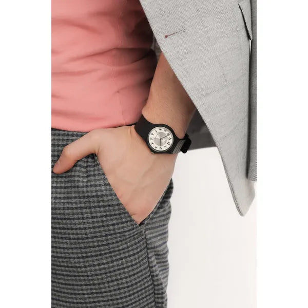 Casio MQ-24-7B3 férfi karóra, kvarc, 35 mm, fehér számlap, WR30, díszdoboz