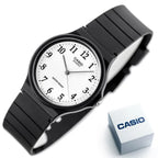 Casio MQ-24-7B3 férfi karóra, kvarc, 35 mm, fehér számlap, WR30, díszdoboz