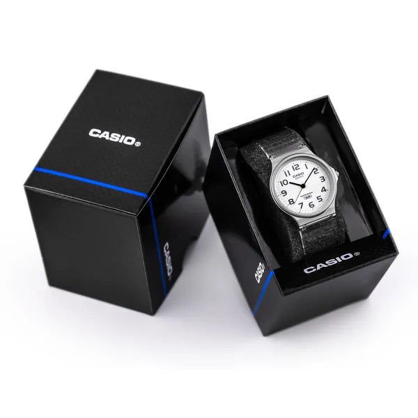 Casio MQ-24S-8BEF női karóra, kvarc, 36 mm, szürke, WR30, díszdoboz