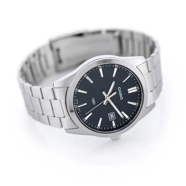 Casio MTP-VD03D-2A férfi kvarc karóra, acél, kék számlap, WR50, dátum, díszdoboz
