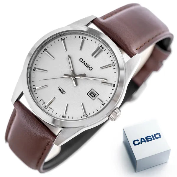 Casio MTP-VD03L-5A férfi karóra, barna bőrszíj, 42 mm, WR50, dátum