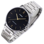 Casio MTP-VT01D-1B férfi karóra, fekete számlap, acél szíj, 40 mm, WR30