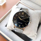 Casio MTP-VT01D-1B férfi karóra, fekete számlap, acél szíj, 40 mm, WR30