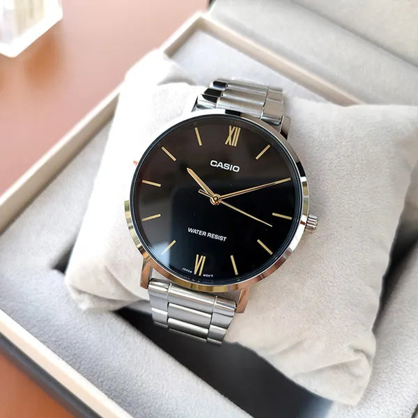 Casio MTP-VT01D-1B férfi karóra, fekete számlap, acél szíj, 40 mm, WR30