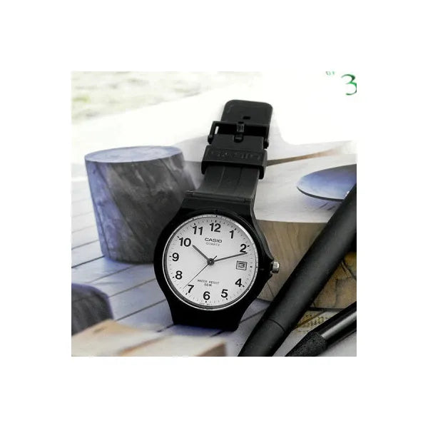 Uniszex Casio MW-59-7B karóra, WR50, dátum, fekete szíj, díszdobozzal