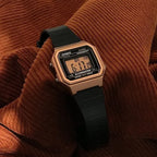 Casio W-217HM-5A uniszex digitális óra, WR50, fekete szíj, rózsaszín tok