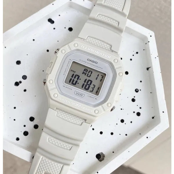 Casio W-218HC-8A uniszex digitális óra, krémszínű szíj, WR50, LED