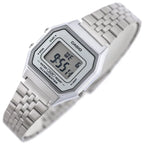 Casio LA680WA-7 női digitális karóra, ezüst, acél szíj, WR30, díszdoboz