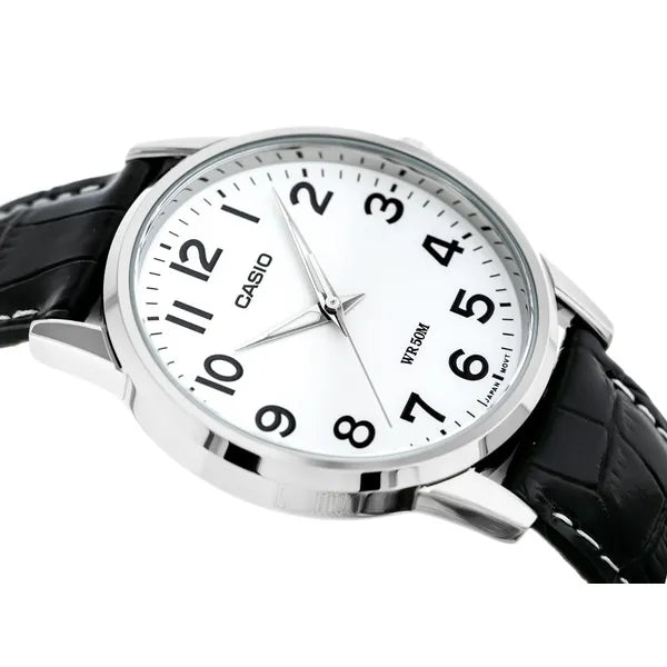 Casio MTP-1303L-7BVDF férfi karóra, bőrszíj, 40 mm, WR50, fehér számlap