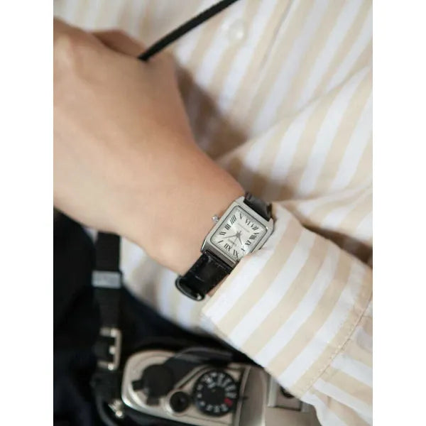Casio LTP-V007L-7B1 női karóra, téglalap, fekete bőr szíj, ezüst, 30 m vízálló