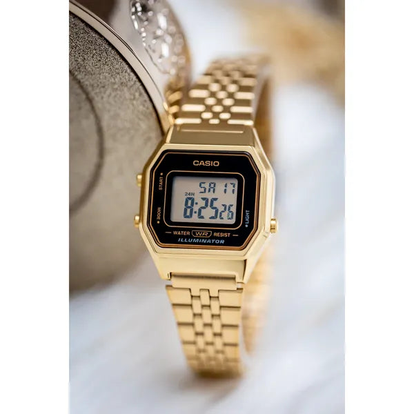 Casio Vintage LA680WEGA-1ER női karóra, arany, digitális, WR30, díszdoboz