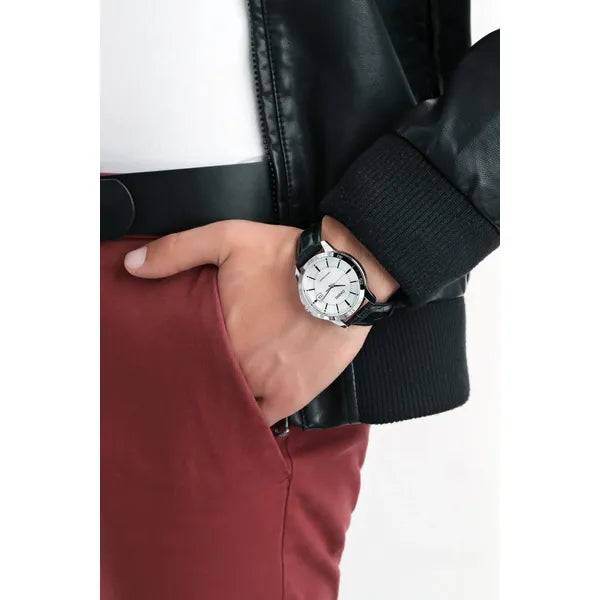 Casio férfi karóra MTP-V004L-7A, ezüst számlap, fekete bőr, WR30, 42 mm