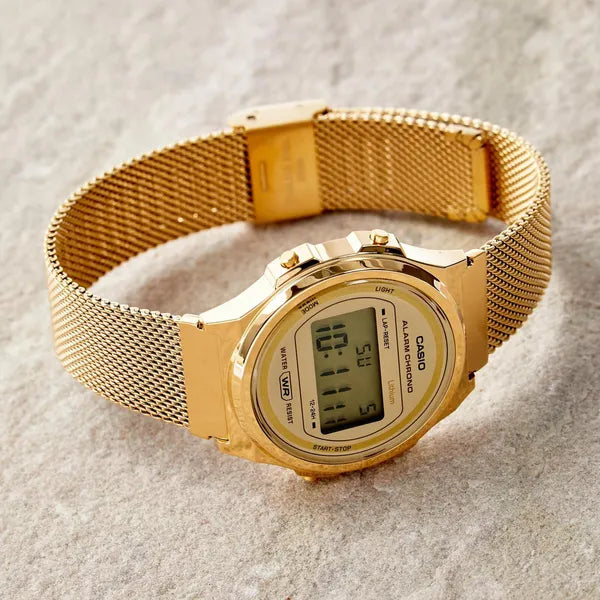 Casio Vintage A171WEMG-9A női karóra, arany, acél szíj, LCD, WR30, 37 mm