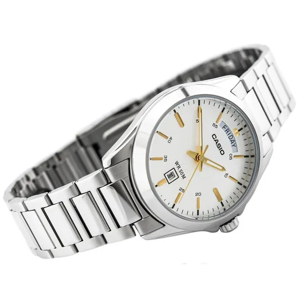 Casio MTP-1370D-7A2V férfi karóra, acél szíj, ezüst számlap, WR50, kvarc