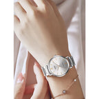 Casio LTP-VT01D-7B női karóra, ezüst, acél szíj, kvarc, WR30, díszdoboz