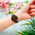 Casio LTP-VT01GL-1B női karóra, kvarc, 34 mm, fekete/arany, bőr szíj
