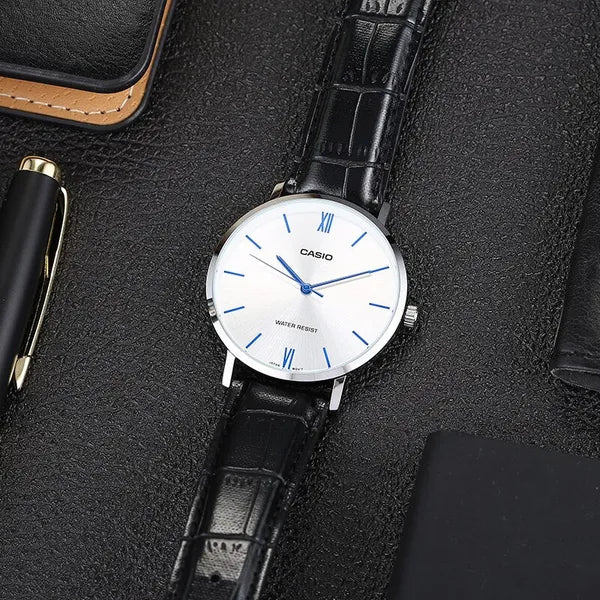 Casio MTP-VT01L-7B1 férfi karóra, 40 mm, ezüst számlap, fekete bőrszíj, WR30