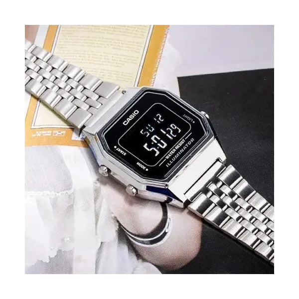 Casio LA680WA-1B női digitális vintage karóra, ezüst acél, fekete, WR30, doboz