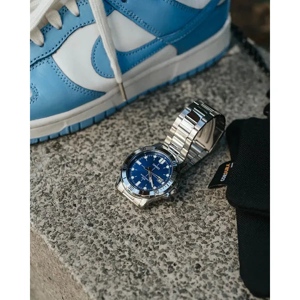 Casio MTP-VD01D-2E férfi karóra, acél szíj, kék számlap, 44 mm, WR50