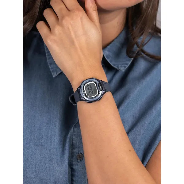 Casio LW-203-2A női digitális karóra, WR50, kék szíj, díszdobozzal
