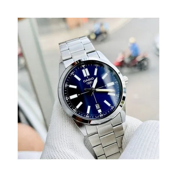 Casio MTP-VD02D-2E férfi karóra, acél szíj, kék számlap, dátum, 3 ATM