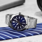 Casio MTP-VD02D-2E férfi karóra, acél szíj, kék számlap, dátum, 3 ATM