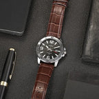 Casio férfi karóra, fekete számlap, barna bőrszíj, WR50, kvarc, dátum