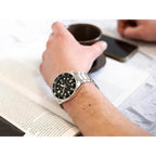 Casio MDV-107D-1A1 férfi búváróra, acél szíj, WR200, fekete számlap