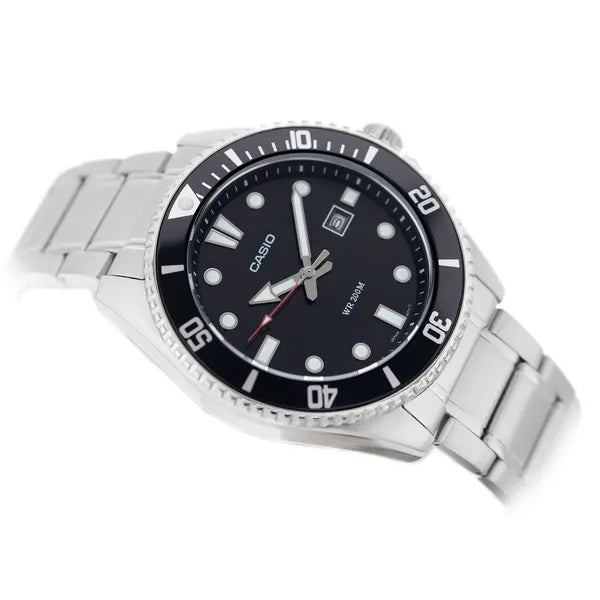 Casio MDV-107D-1A1 férfi búváróra, acél szíj, WR200, fekete számlap