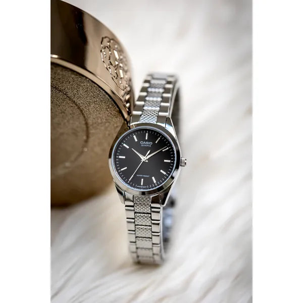 Casio LTP-1274D-1A női karóra, fekete számlap, acél szíj, WR30, kvarc