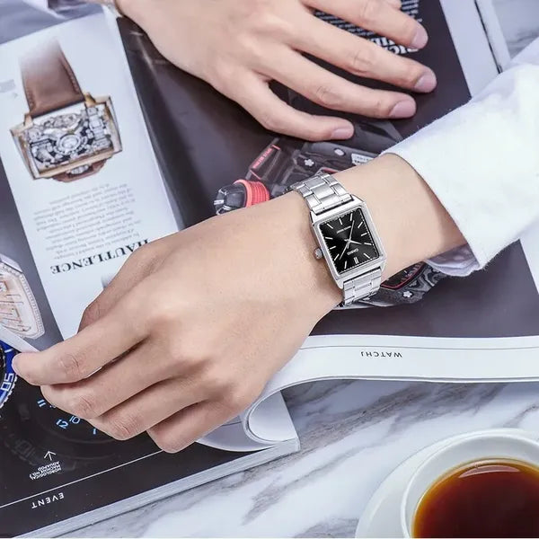 Casio LTP-V007D-1E női karóra, fekete számlap, acél szíj, téglalap tok