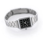 Casio LTP-V007D-1E női karóra, fekete számlap, acél szíj, téglalap tok
