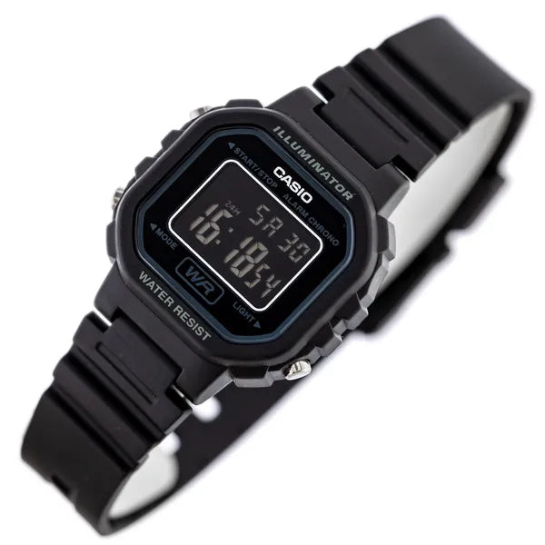 Casio LA-20WH-1BDF gyerek digitális óra, fekete, WR30, díszdobozzal