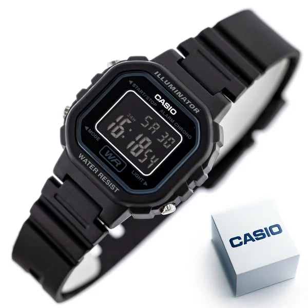 Casio LA-20WH-1BDF gyerek digitális óra, fekete, WR30, díszdobozzal