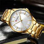 Curren 8429 férfi kvarc karóra, 44 mm, arany fémszíj, ezüst számlap, WR30