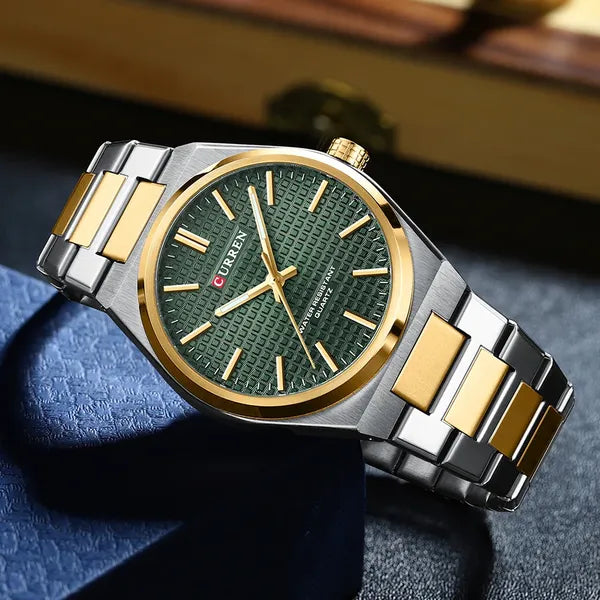 Curren 8439 férfi kvarc karóra, 40 mm, zöld számlap, ezüst/arany fémszíj, WR30