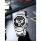 Curren 8440 férfi kronográf karóra, 43 mm, fekete számlap, ezüst szíj, WR30