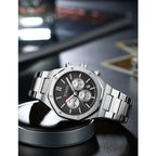 Curren 8440 férfi kronográf karóra, 43 mm, fekete számlap, ezüst szíj, WR30