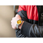 Casio MTP-1302PD-9AVEF férfi karóra, sárga számlap, acél szíj, WR50, 38 mm