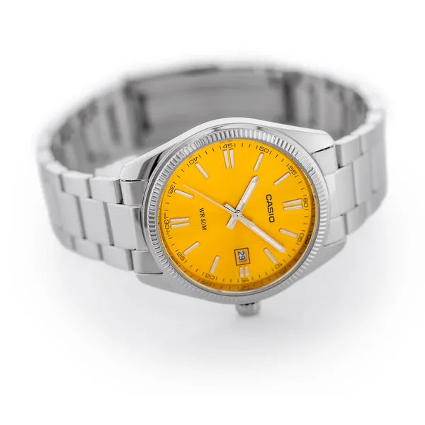 Casio MTP-1302PD-9AVEF férfi karóra, sárga számlap, acél szíj, WR50, 38 mm