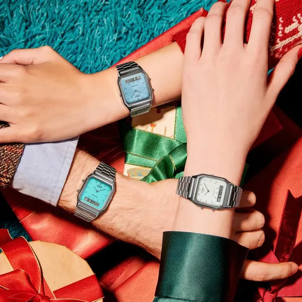 Casio AQ-230A-2A1 unisex karóra, ezüst acél, kék számlap, analóg-digitális, WR30