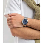 Casio MTP-V006D-2B férfi karóra, kék számlap, acél szíj, dátum, WR30, díszdoboz