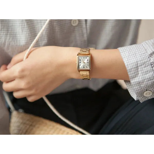 Casio LTP-V007G-9B női karóra, arany, acél, kvarc, téglalap, WR50, 22 mm