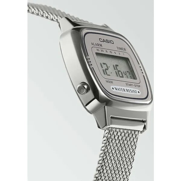 Casio LA670WEM-7DF női digitális karóra, ezüst acél, WR30, dobozzal