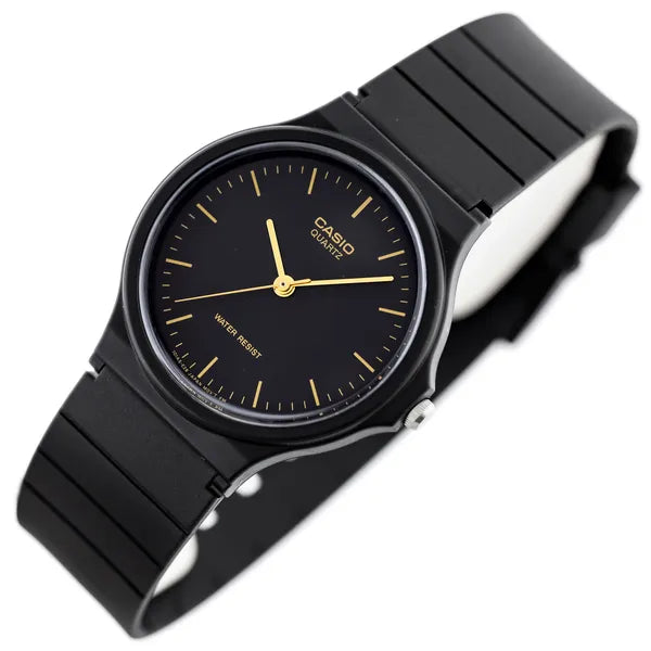 Casio MQ-24-1ELDF uniszex karóra, fekete, 36 mm, kvarc, WR30, díszdobozzal
