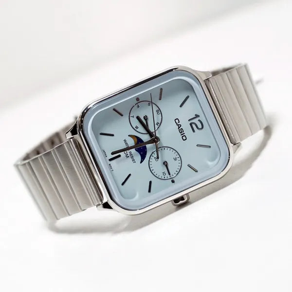 Casio MTP-M305D-2A férfi karóra, kék számlap, acél szíj, holdfázis, WR50