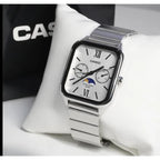 Casio MTP-M305D-7A2 férfi karóra, acél szíj, fehér számlap, WR50, holdfázis