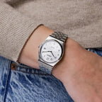 Casio MTP-B145D-7B férfi karóra, acél szíj, 35 mm, gyöngyház számlap, WR50